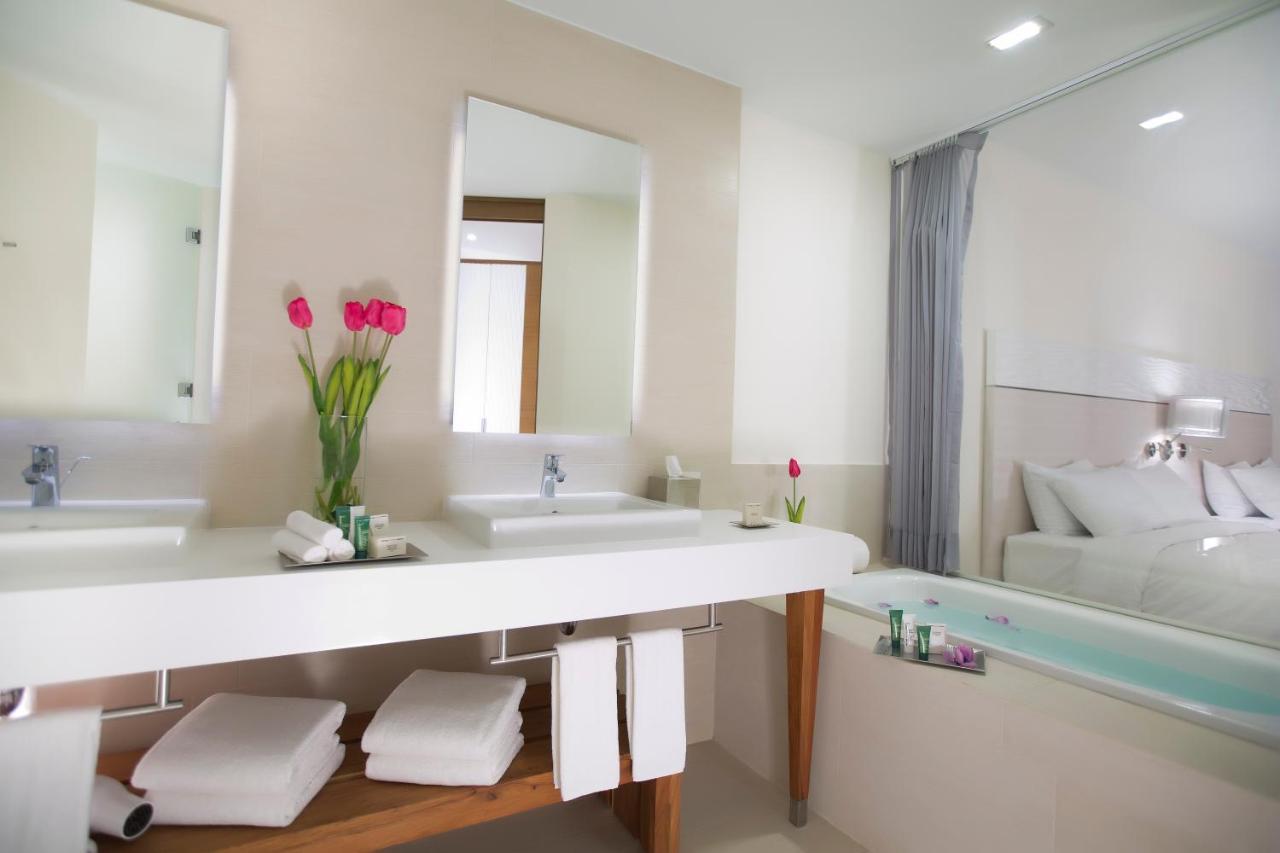 Krystal Grand Puerto Vallarta (Adults Only) Exterior photo