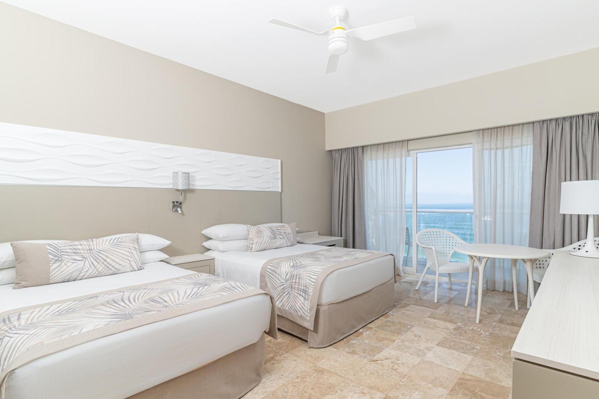 Krystal Grand Puerto Vallarta (Adults Only) Exterior photo