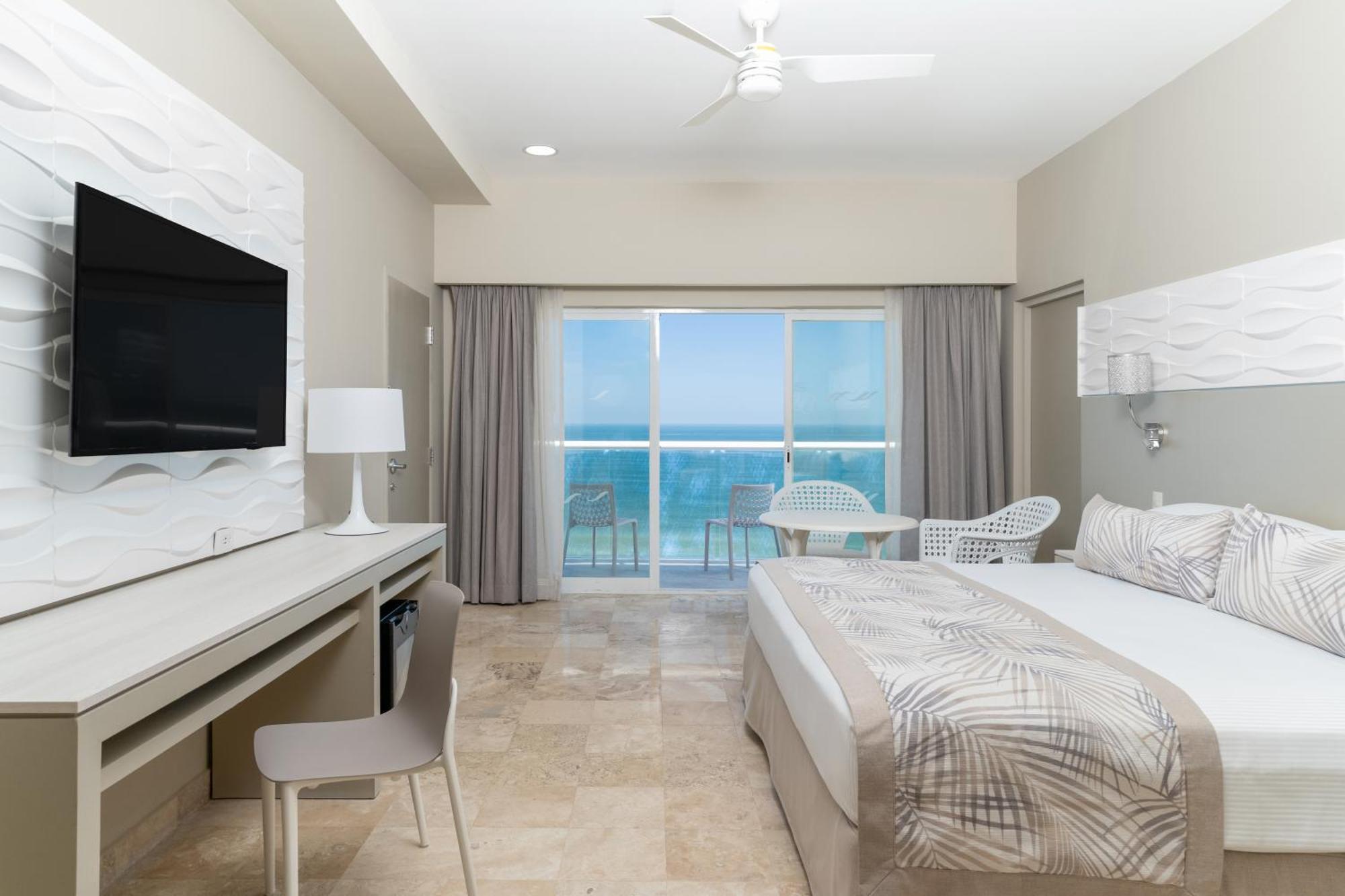 Krystal Grand Puerto Vallarta (Adults Only) Exterior photo
