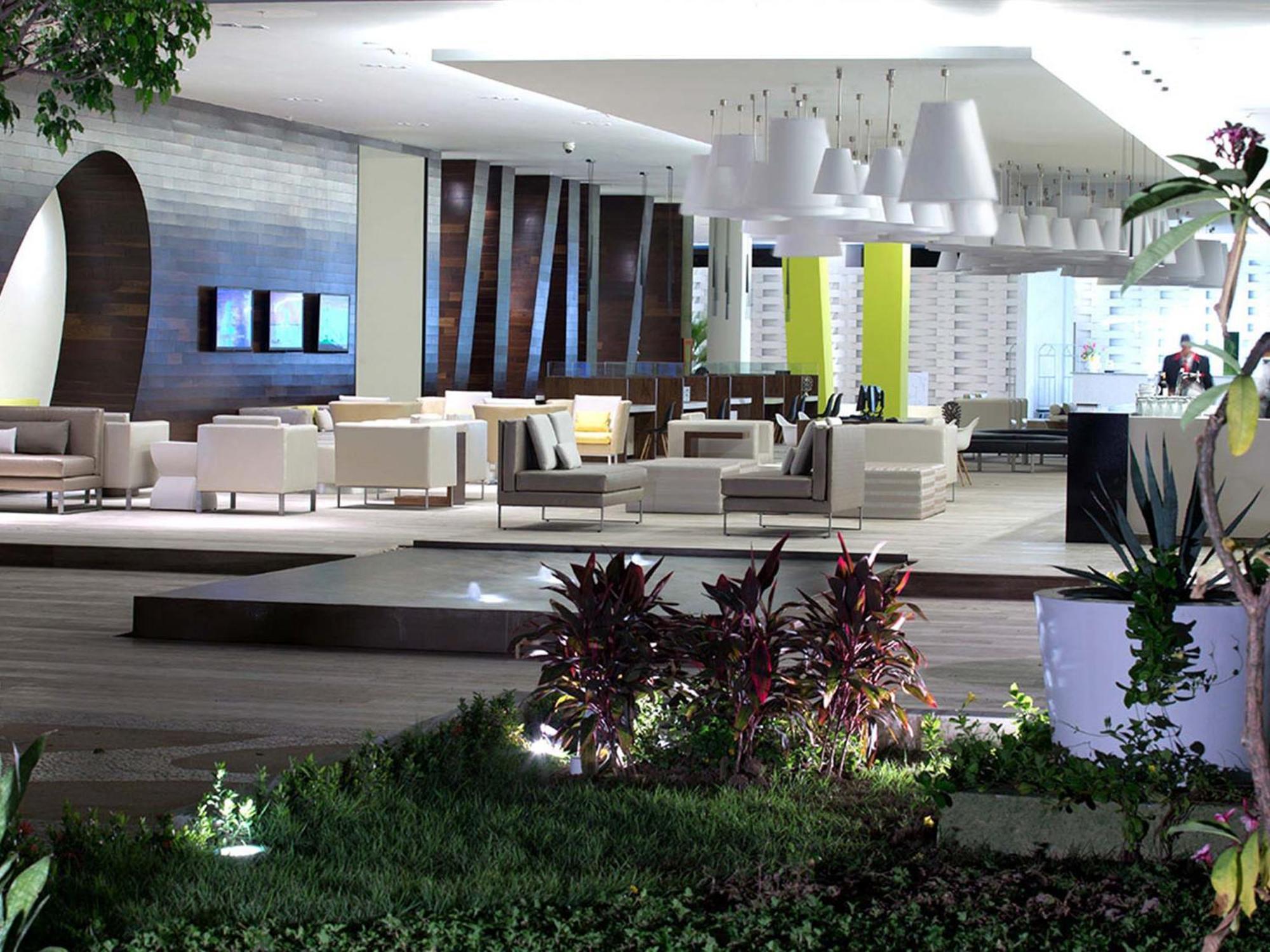 Krystal Grand Puerto Vallarta (Adults Only) Exterior photo